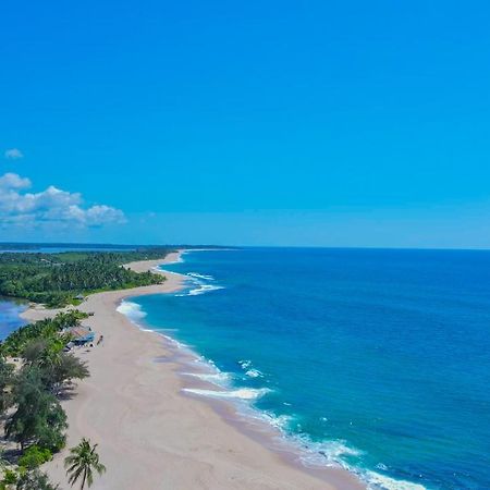 Marakolliya Beach Resort Tangalle Exterior foto